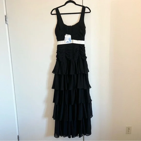 NWT! MAJORELLE Flora Gown in Black - Picture 5 of 5